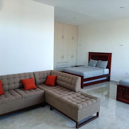 Casa Hector, Con Jacuzzi, Cerca Del Foro Gnp. Villa Mérida Kültér fotó