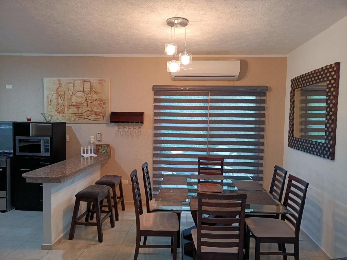 Casa Hector, Con Jacuzzi, Cerca Del Foro Gnp. Villa Mérida Kültér fotó