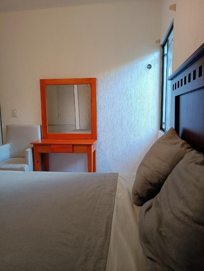 Casa Hector, Con Jacuzzi, Cerca Del Foro Gnp. Villa Mérida Kültér fotó